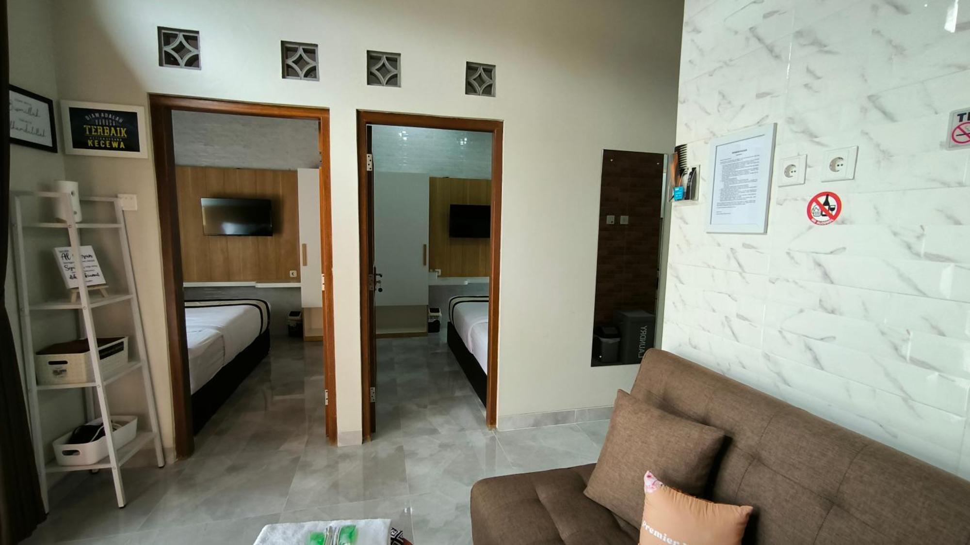 Premier Homestay Syariah Kalasan Экстерьер фото