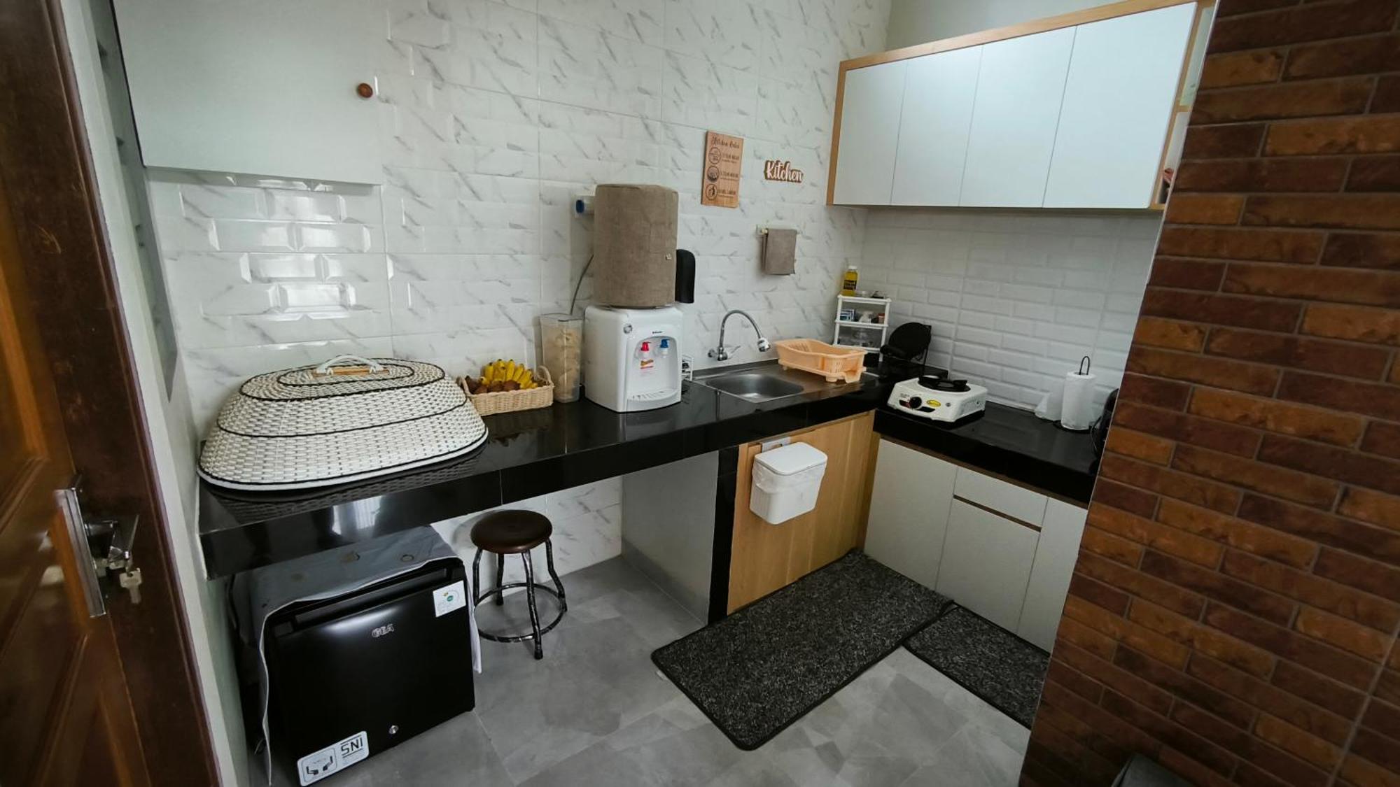 Premier Homestay Syariah Kalasan Экстерьер фото