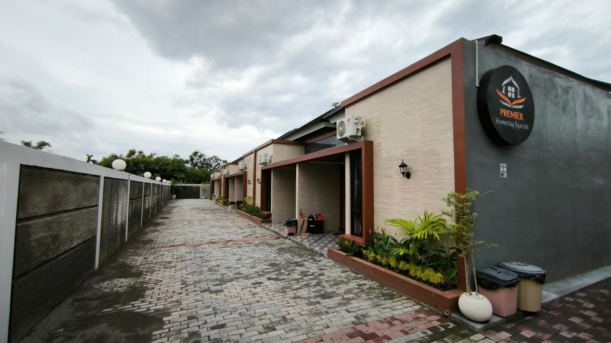 Premier Homestay Syariah Kalasan Экстерьер фото